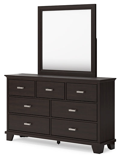 Covetown Queen Panel Bed with Mirrored Dresser